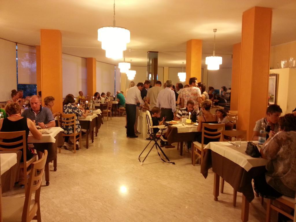 Hotel Plutone Cervia Ngoại thất bức ảnh