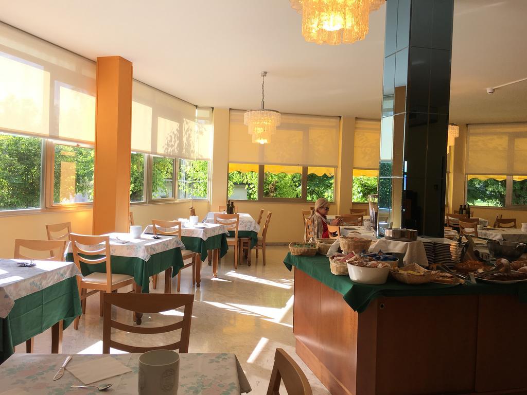Hotel Plutone Cervia Ngoại thất bức ảnh