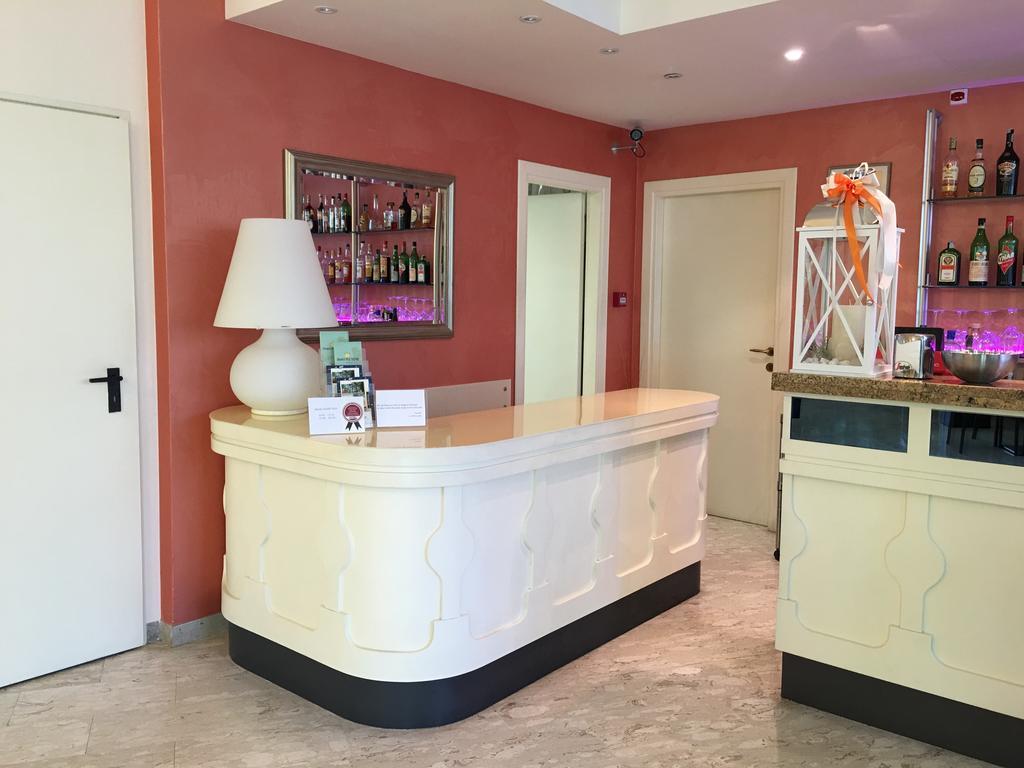 Hotel Plutone Cervia Ngoại thất bức ảnh